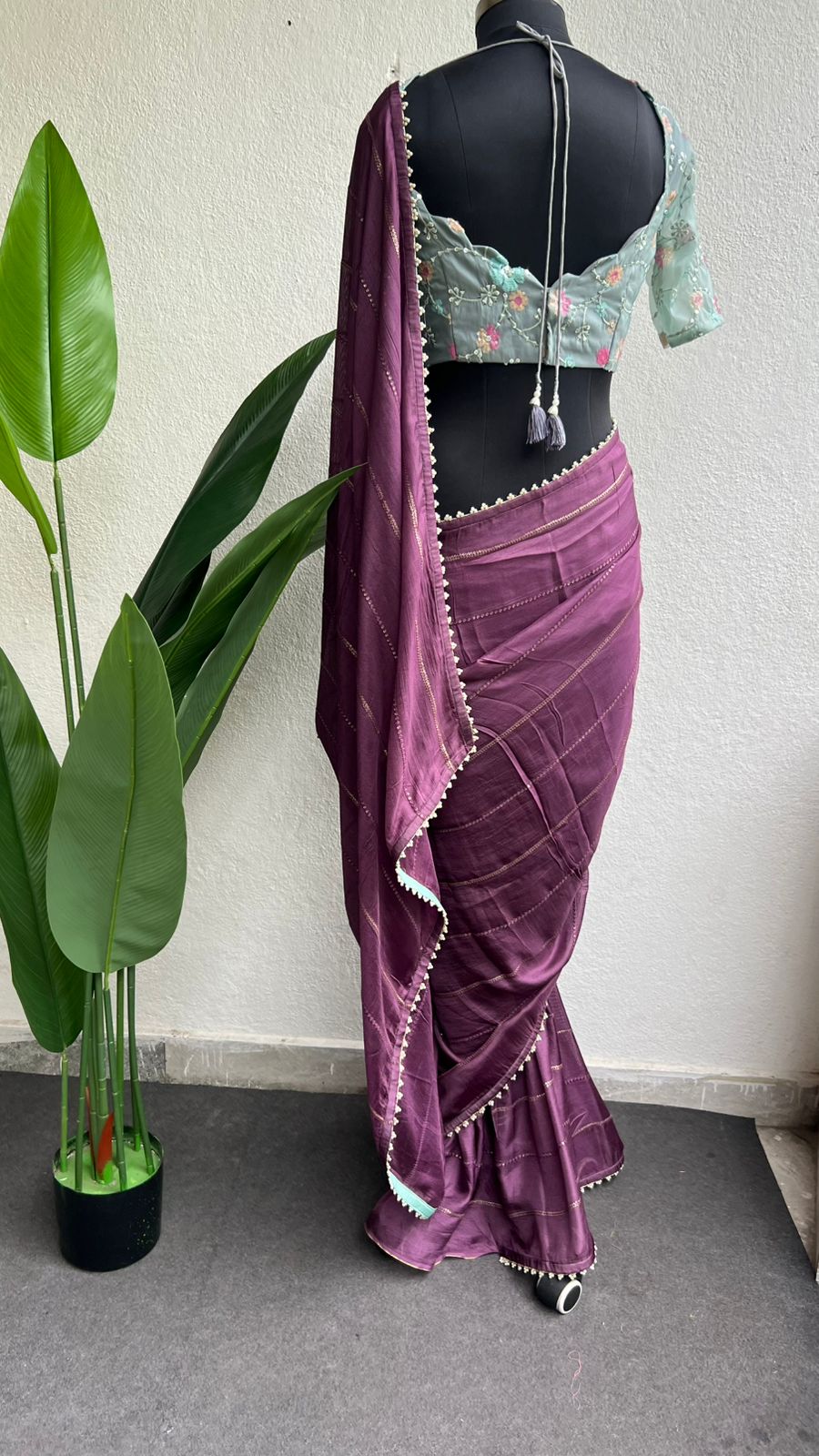 Mauve jute embroidery saree & blouse