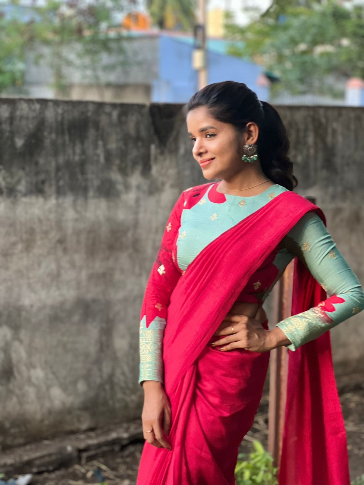 Pink marble silk saree with  embroidery blouse