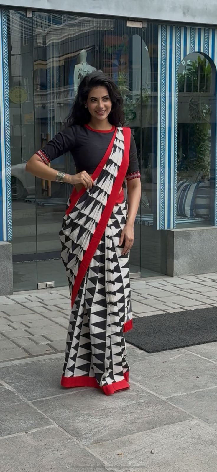 Black & white triangle cotton designer saree