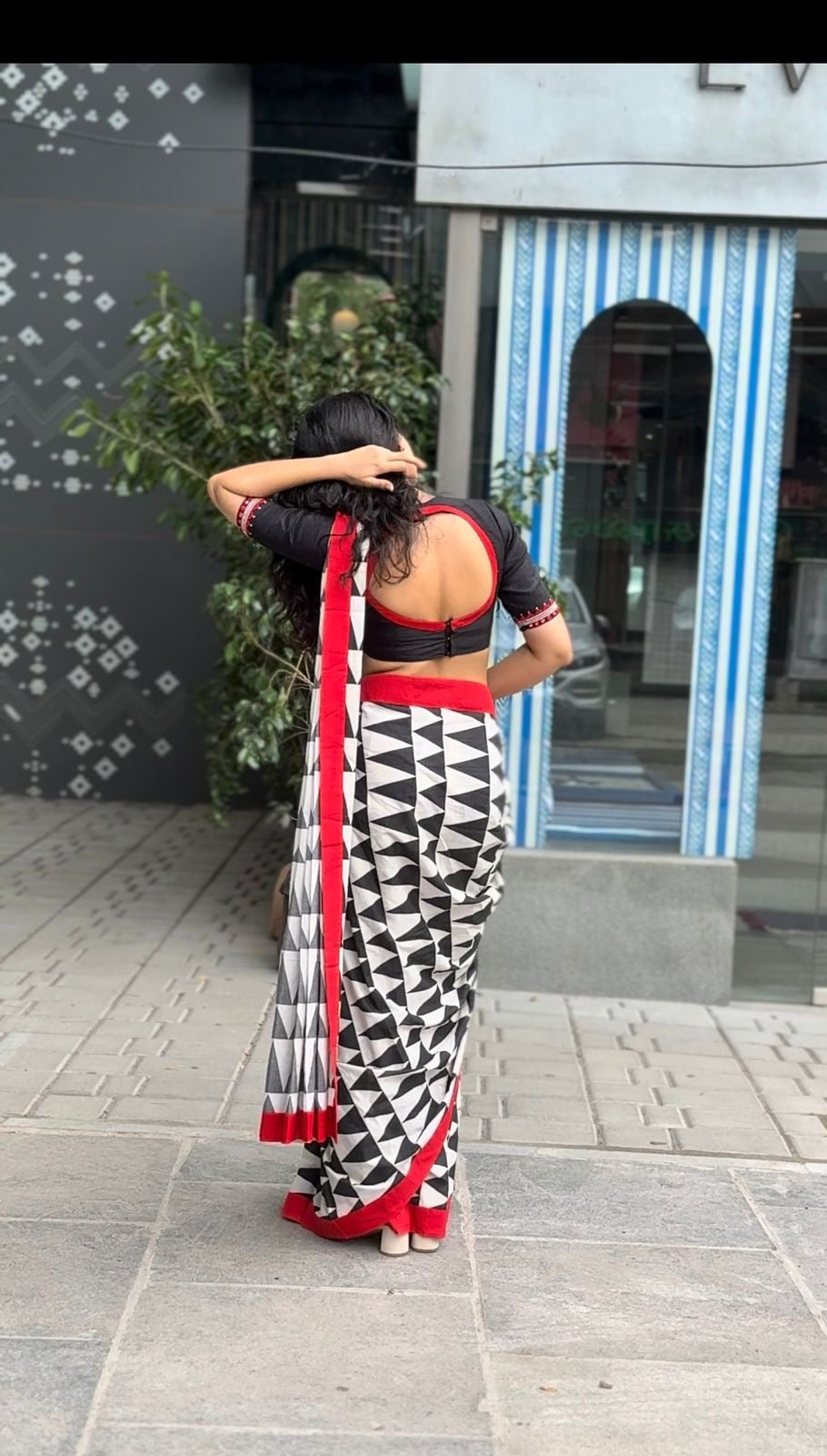 Black & white triangle cotton designer saree