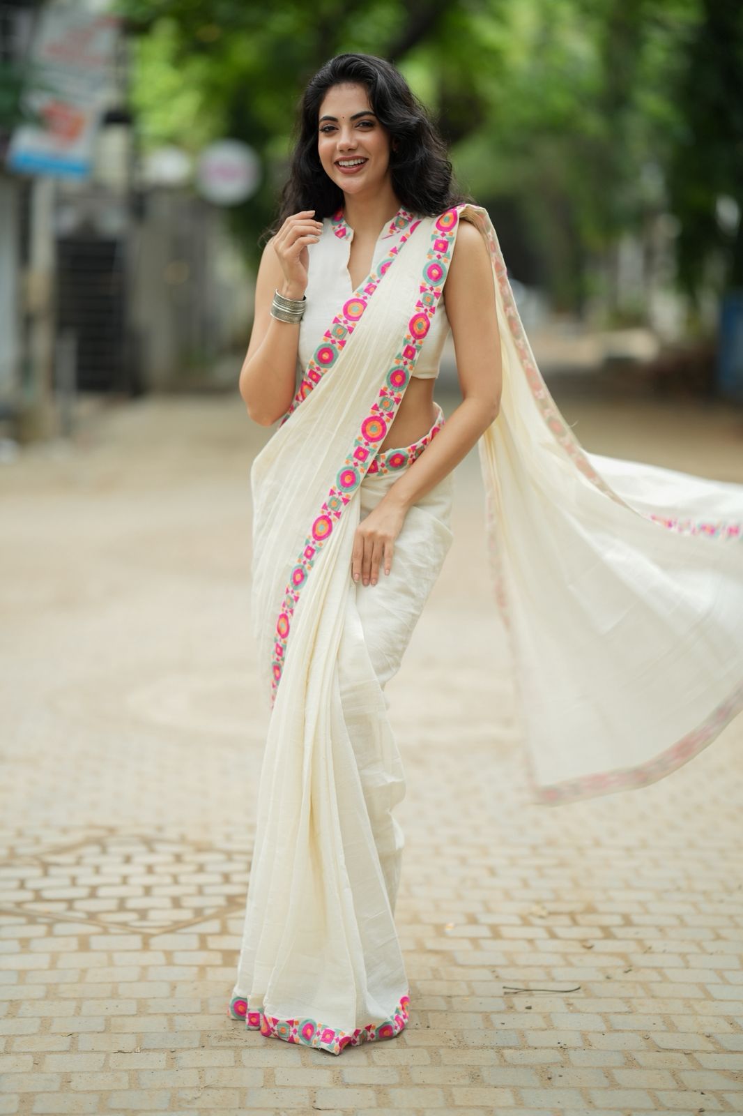 Cream cotton kota saree with embroidery work blouse