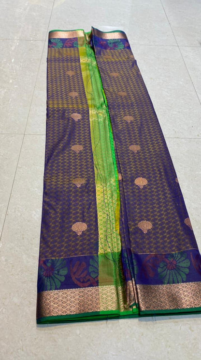 Dual shaded purple and green silk saree with blouse - Threads