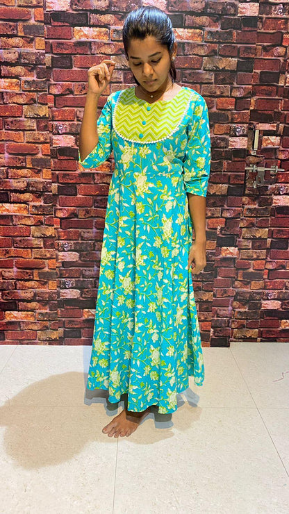 Green yellow floral printed cotton kurti top - Threads