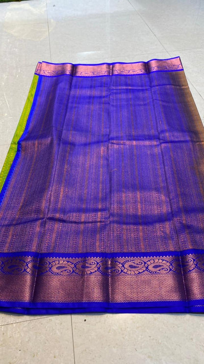 Dual shaded green and blue silk saree with blouse - Threads