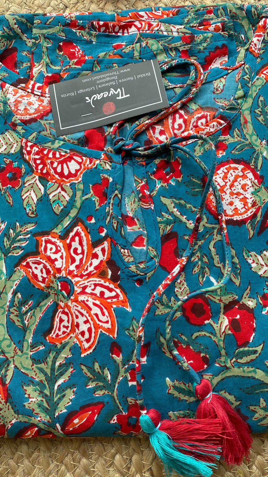 Blue and red Cotton printed kurti top - Threads