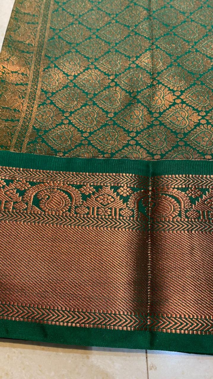Mehandi green semi silk saree with blouse - Threads