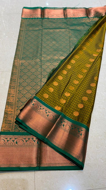 Mehandi green semi silk saree with blouse - Threads