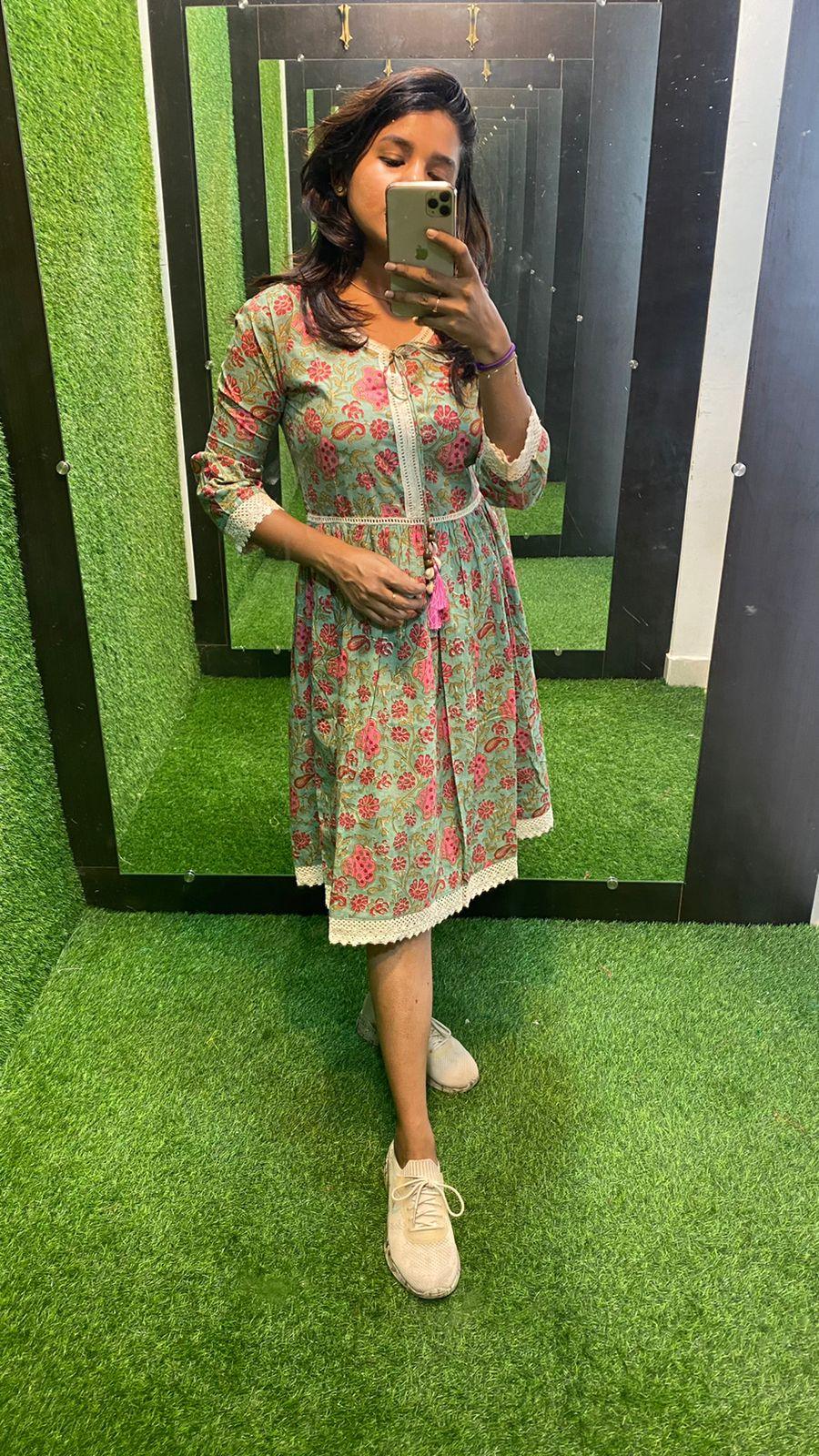 Light green and pink floral Cotton printed short kurti top - Threads