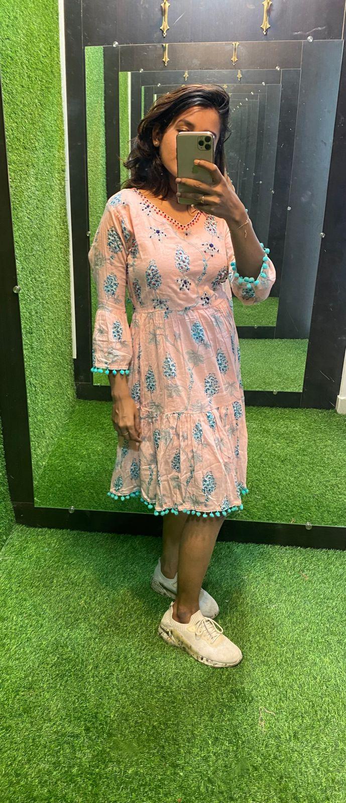 Peach floral Cotton printed short kurti top - Threads