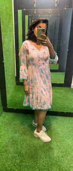 Peach floral Cotton printed short kurti top - Threads