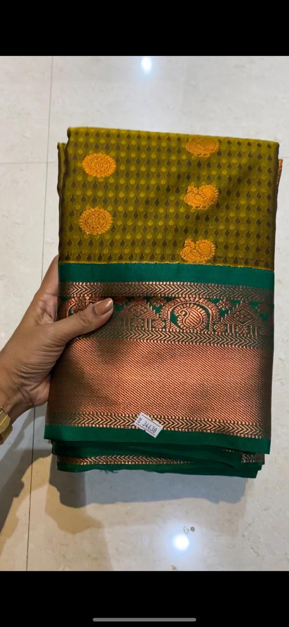 Mehandi green semi silk saree with blouse - Threads