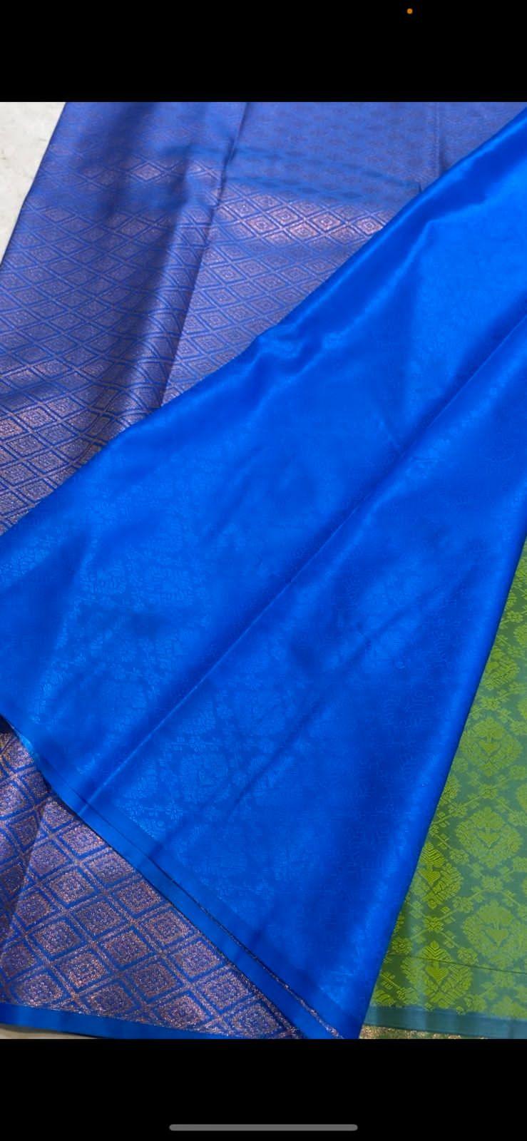 Western green soft silk saree with blouse - Threads