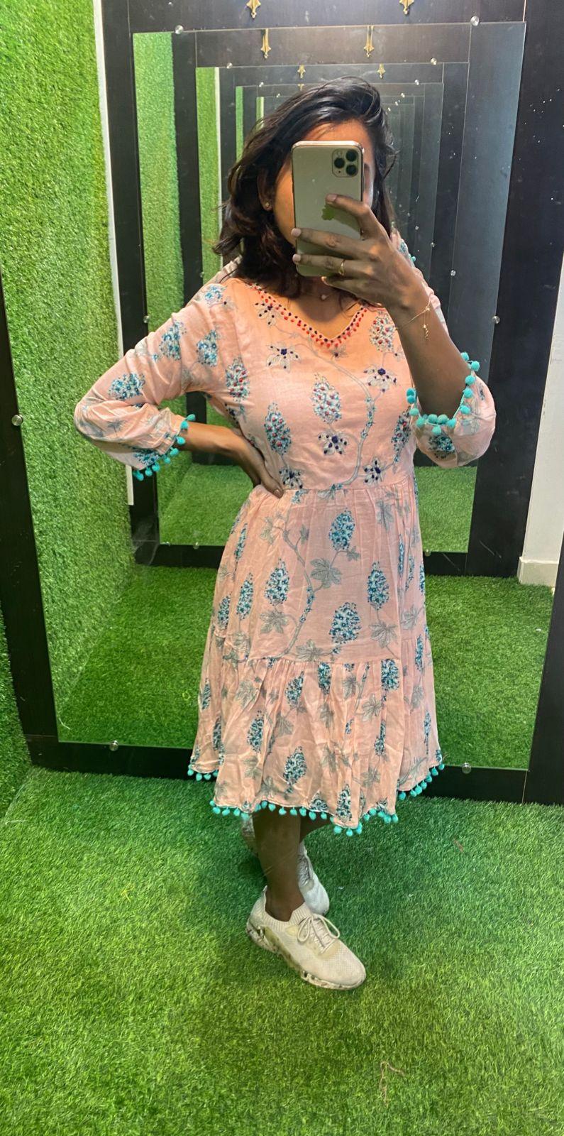 Peach floral Cotton printed short kurti top - Threads