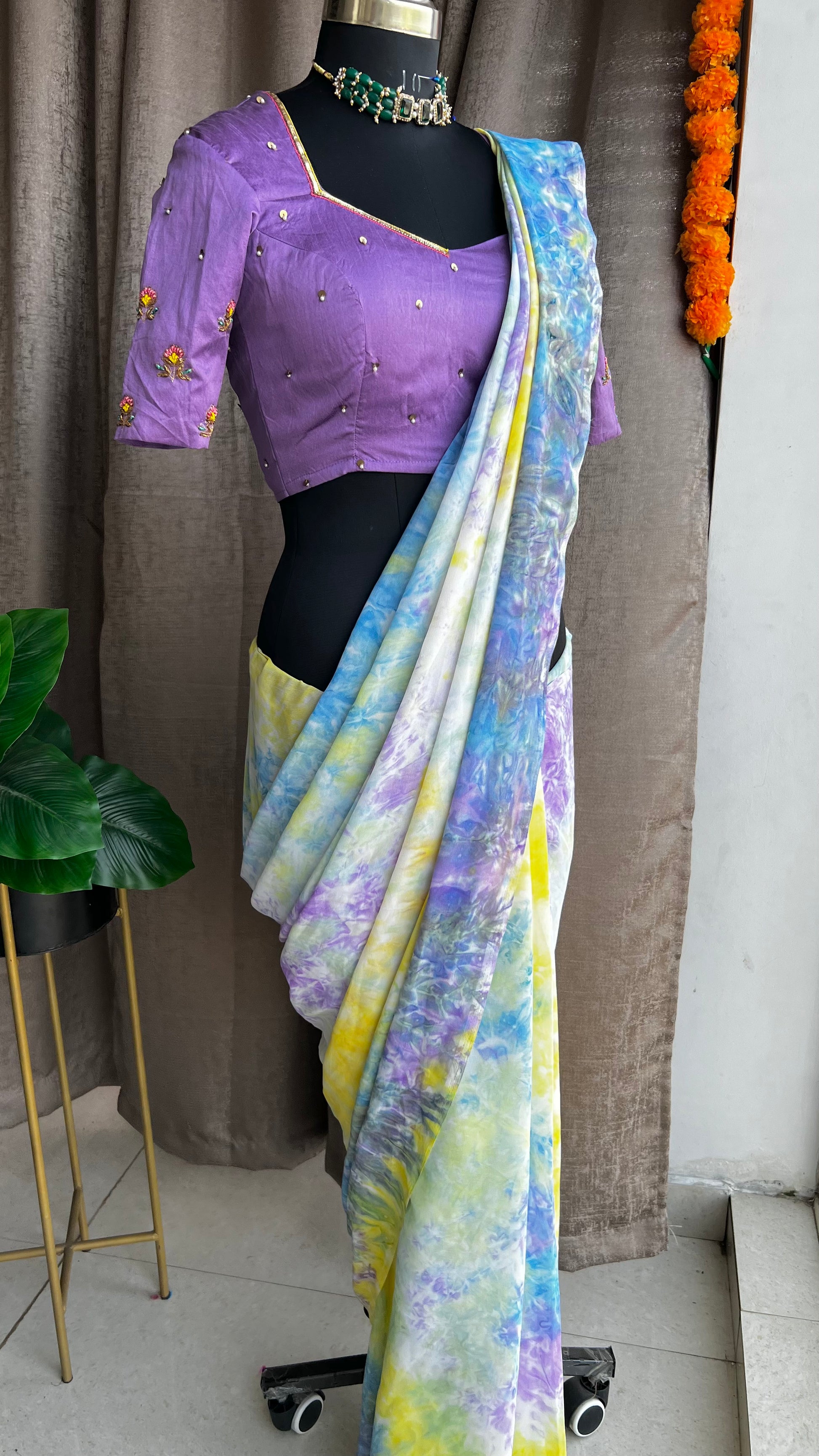 Chiffon saree designer sales blouse