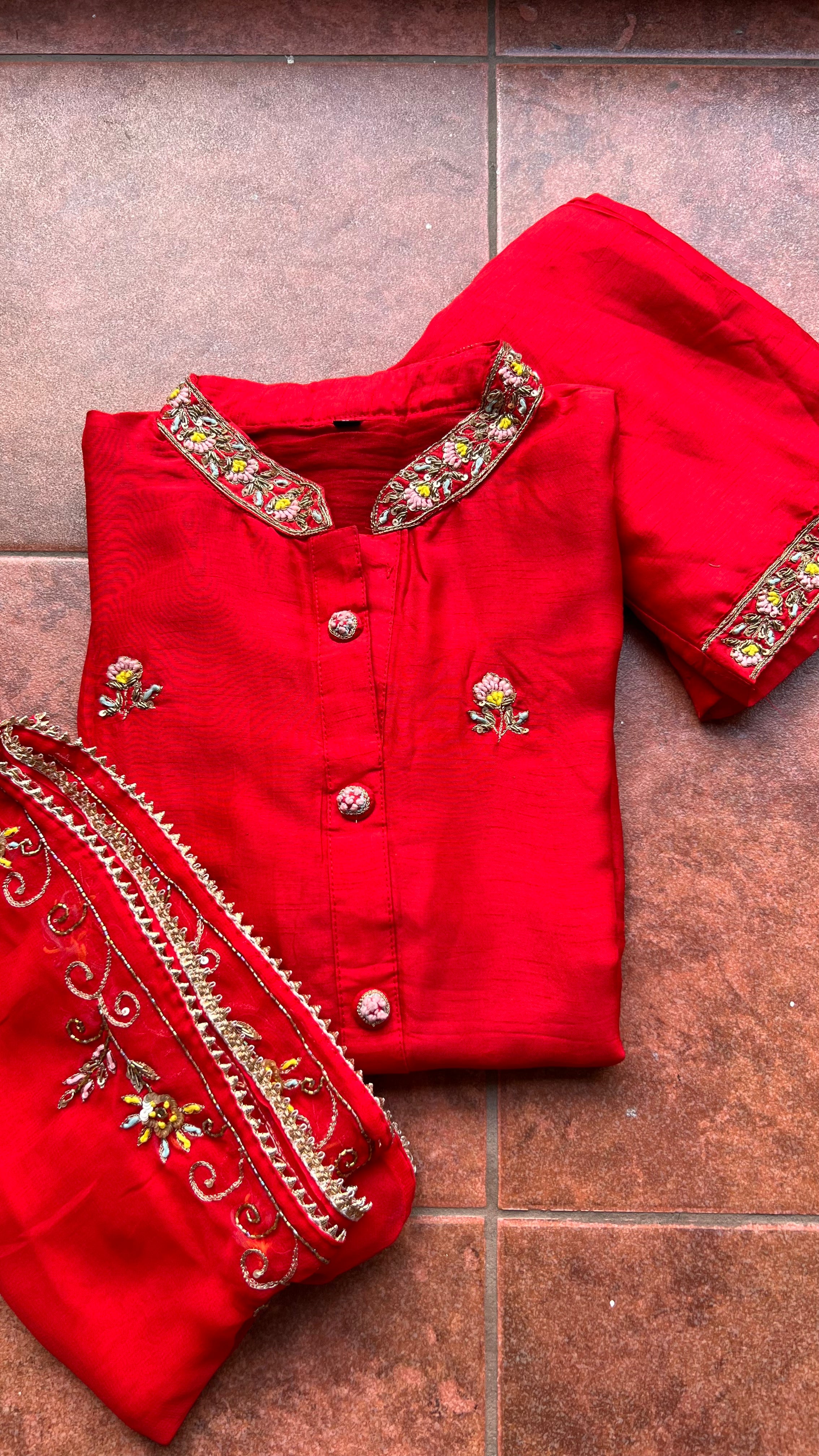 Red muslin silk embroidery hand worked 3 piece kurti set - Threads