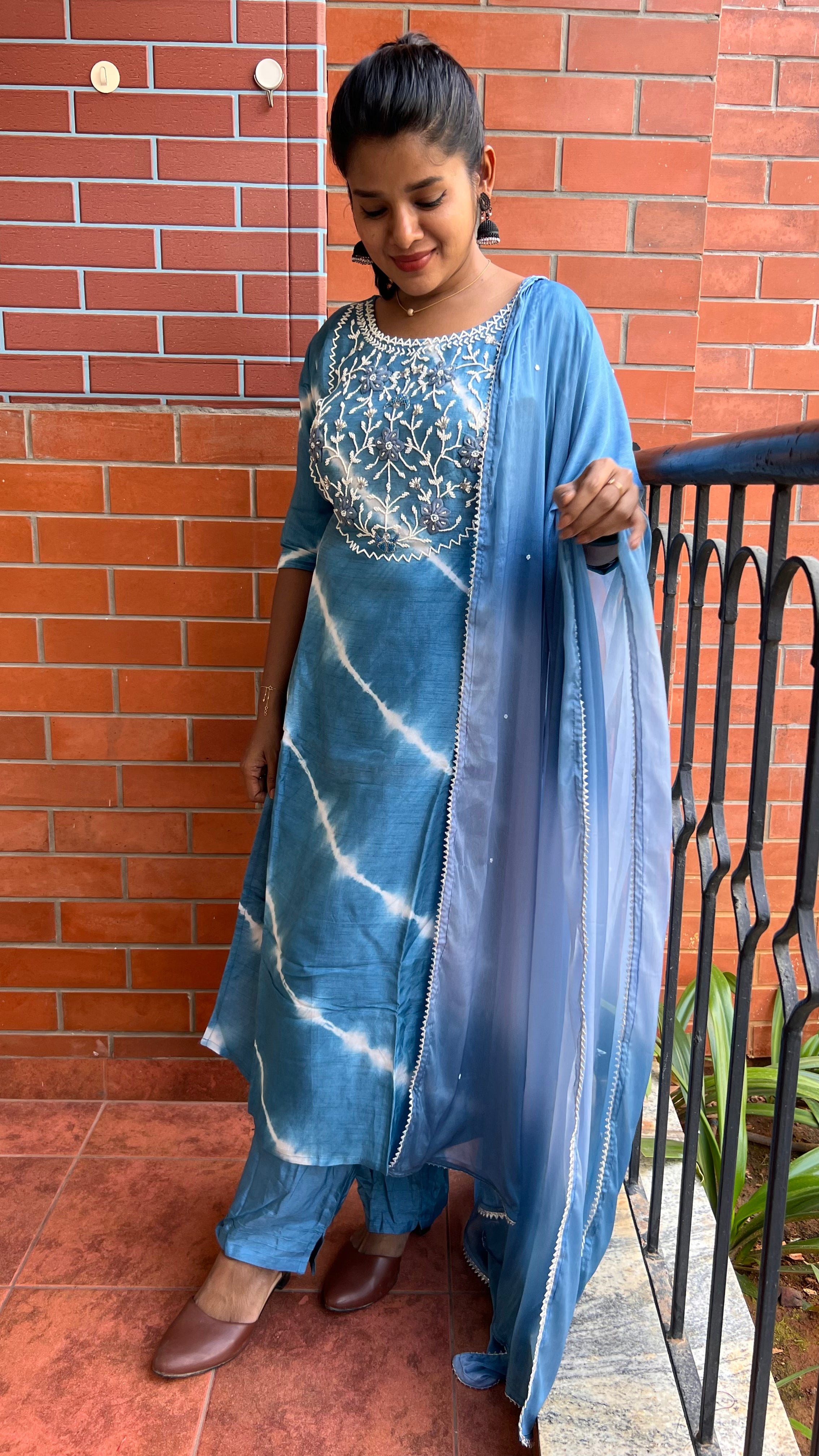 Blue silk muslin embroidery hand worked 3 piece kurti set - Threads