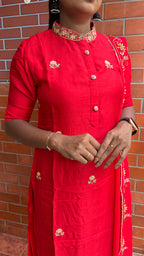 Red muslin silk embroidery hand worked 3 piece kurti set - Threads