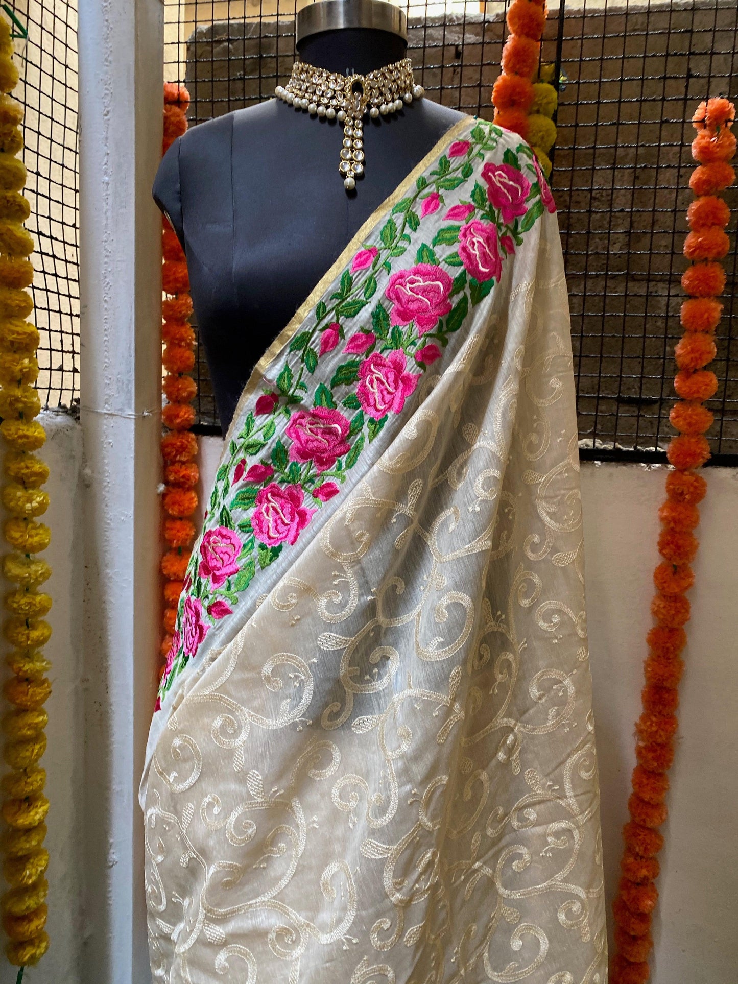 Taj White - Threads