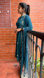 Bottle green muslin silk embroidery hand worked 3 piece kurti set - Threads