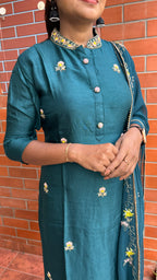 Bottle green muslin silk embroidery hand worked 3 piece kurti set - Threads