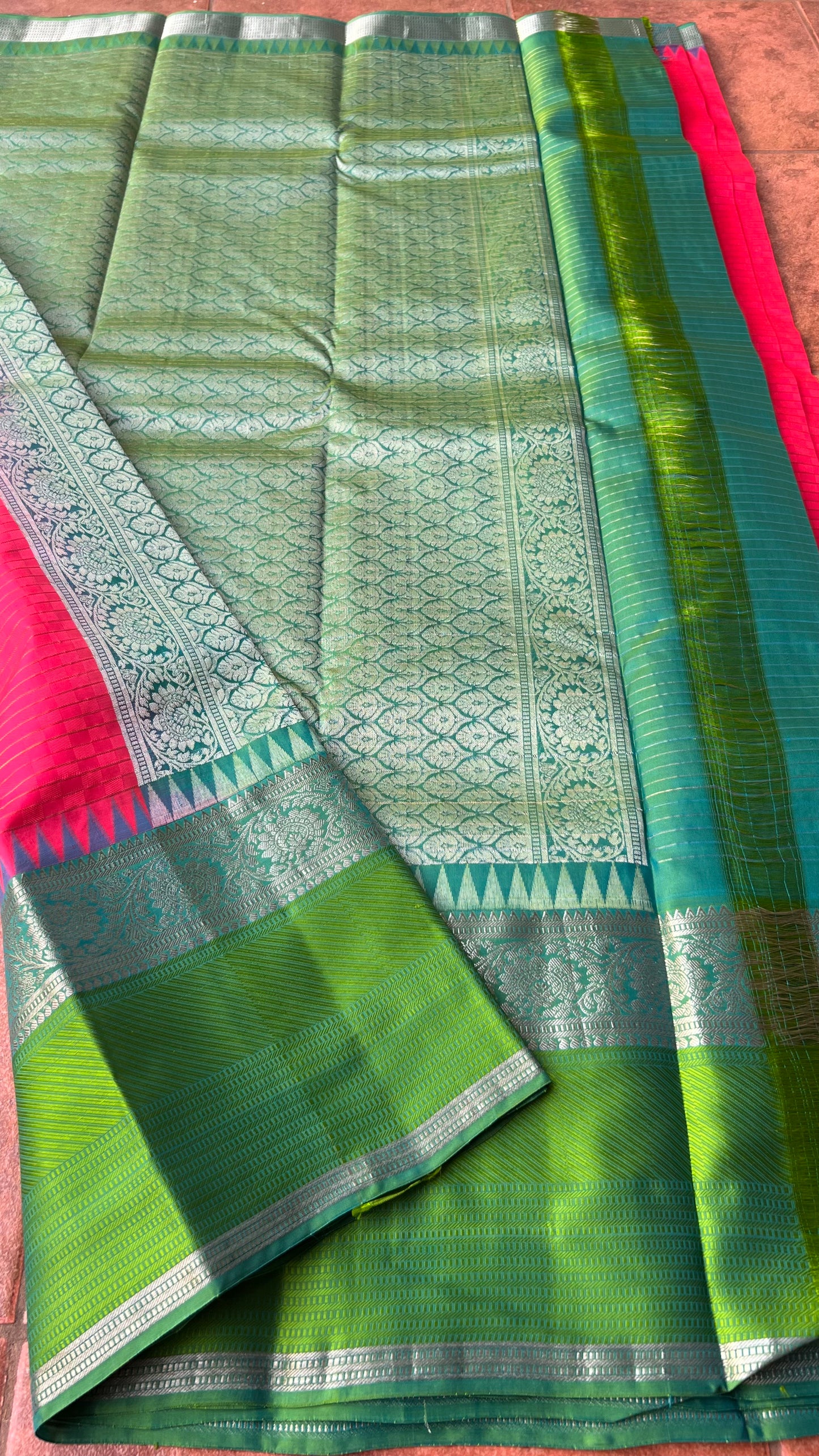 Fuschia pink and green kanchipuram silk saree with blouse - Threads