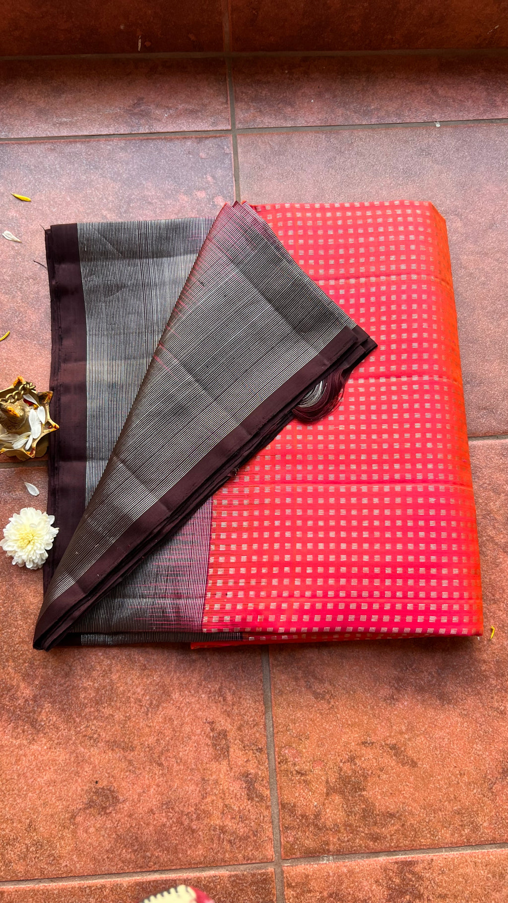 Valcano orange kanjivaram silk saree with blouse - Threads