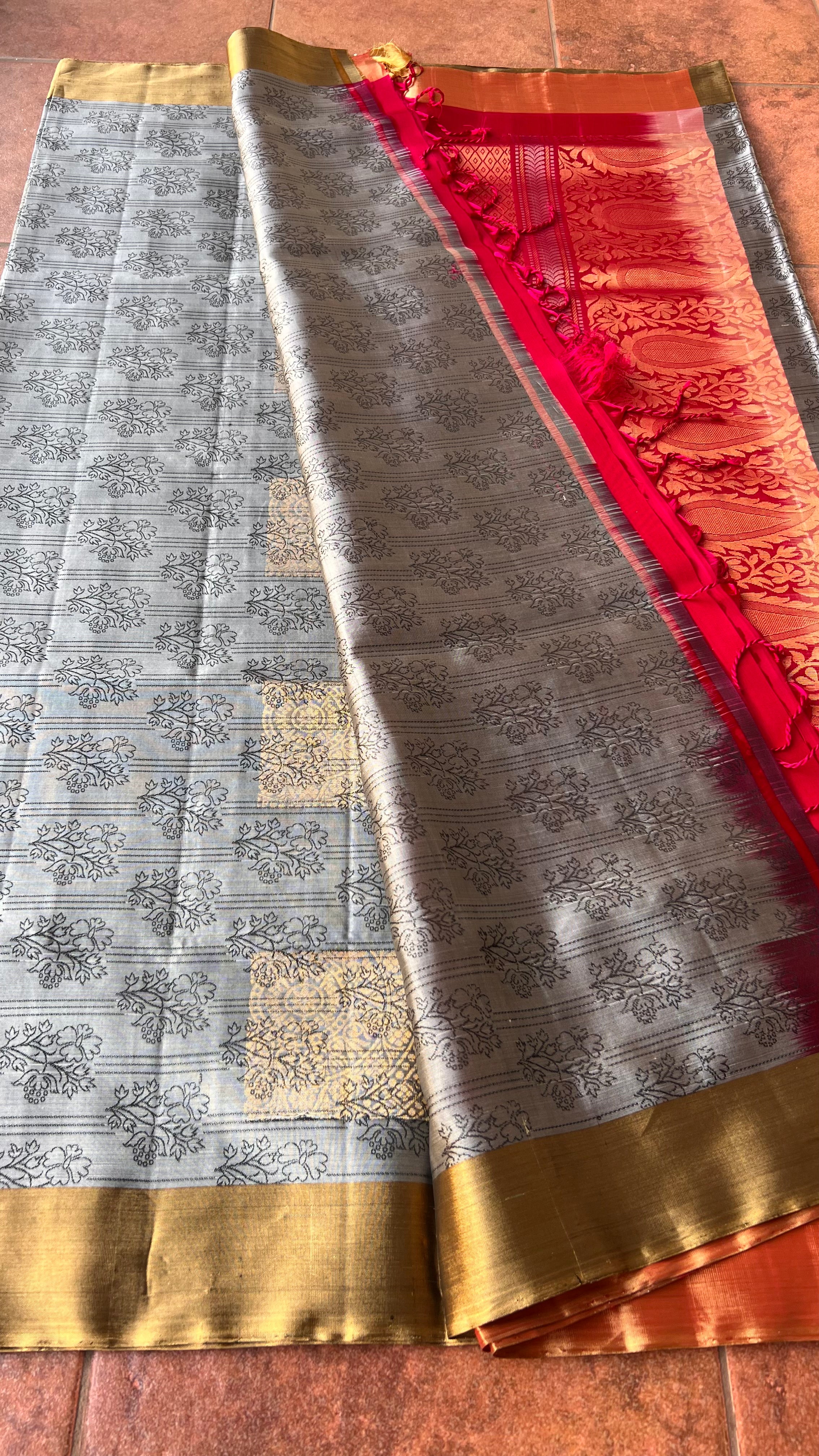 Grey and rani pink kanjivaram silk saree with blouse - Threads