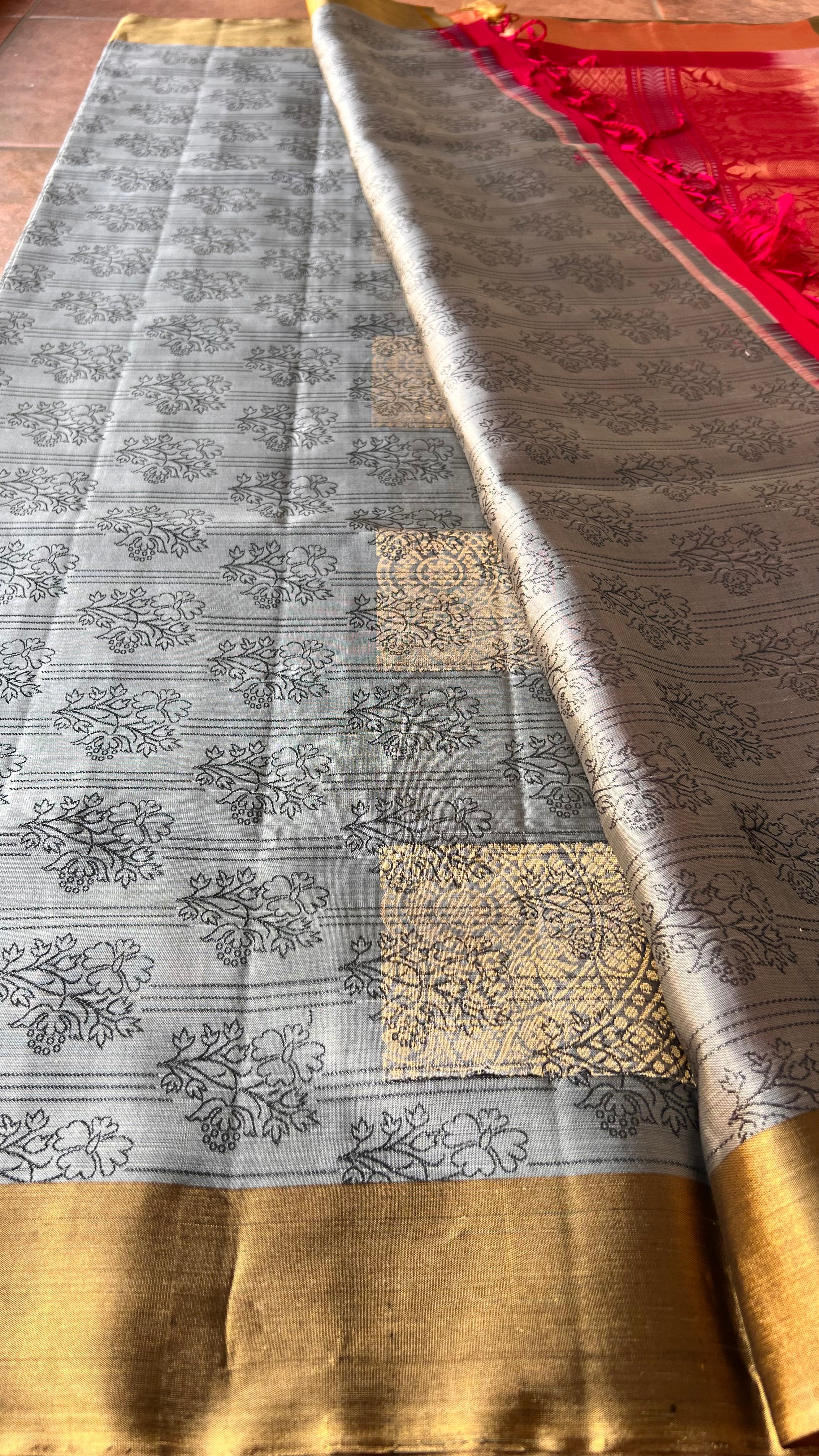 Grey and rani pink kanjivaram silk saree with blouse - Threads