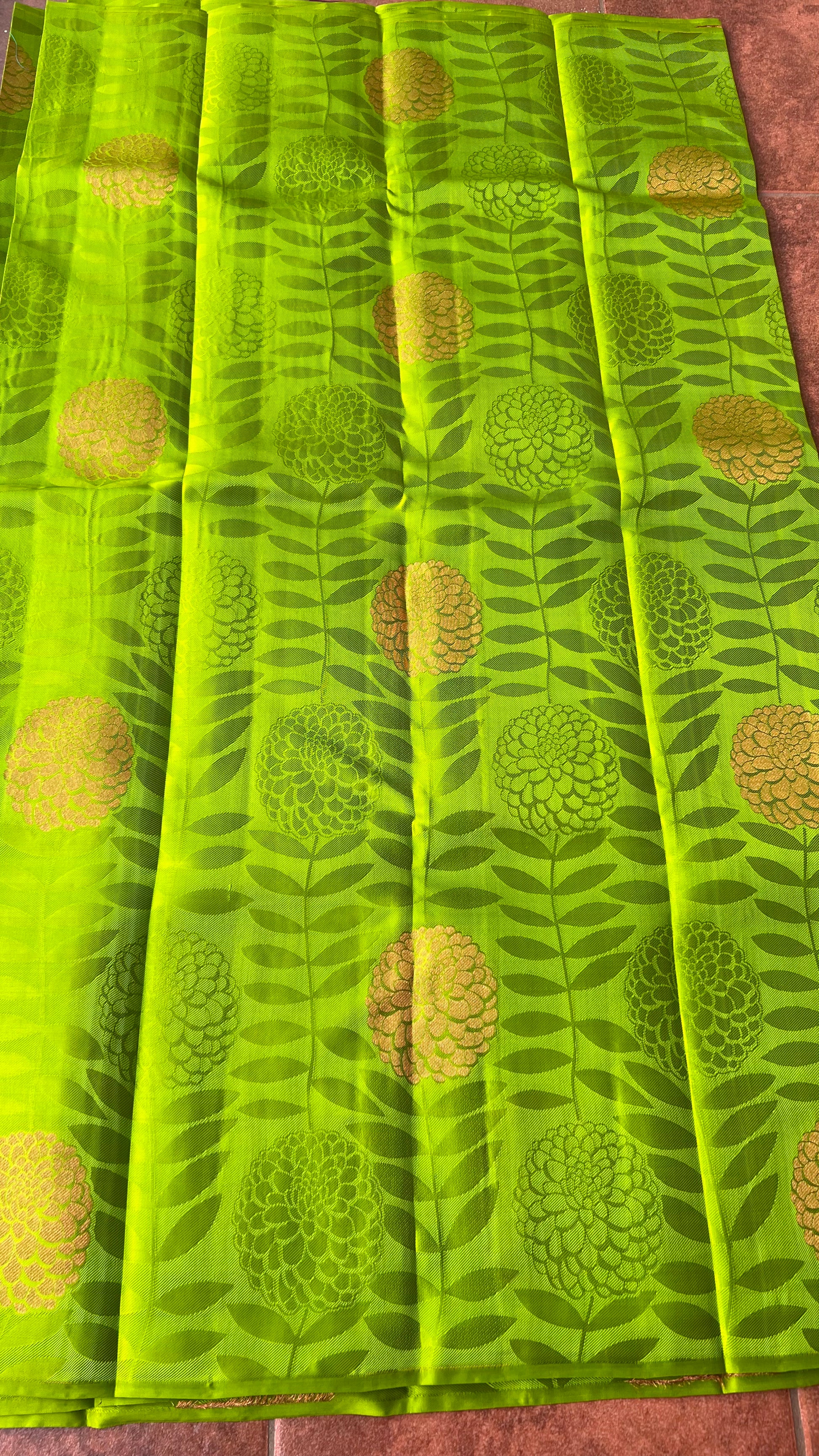 Green and purple kanjivaram silk saree with blouse - Threads