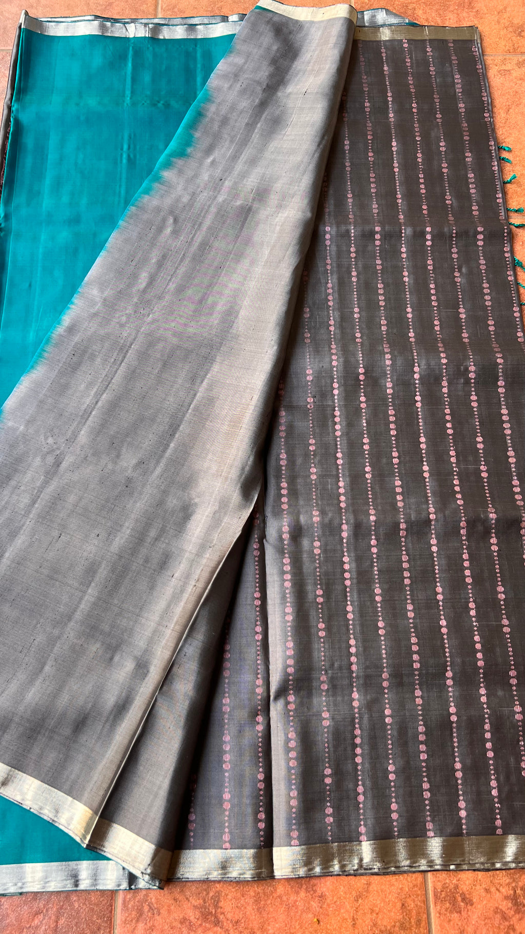 Light grey and green kanjivaram soft silk saree with blouse - Threads