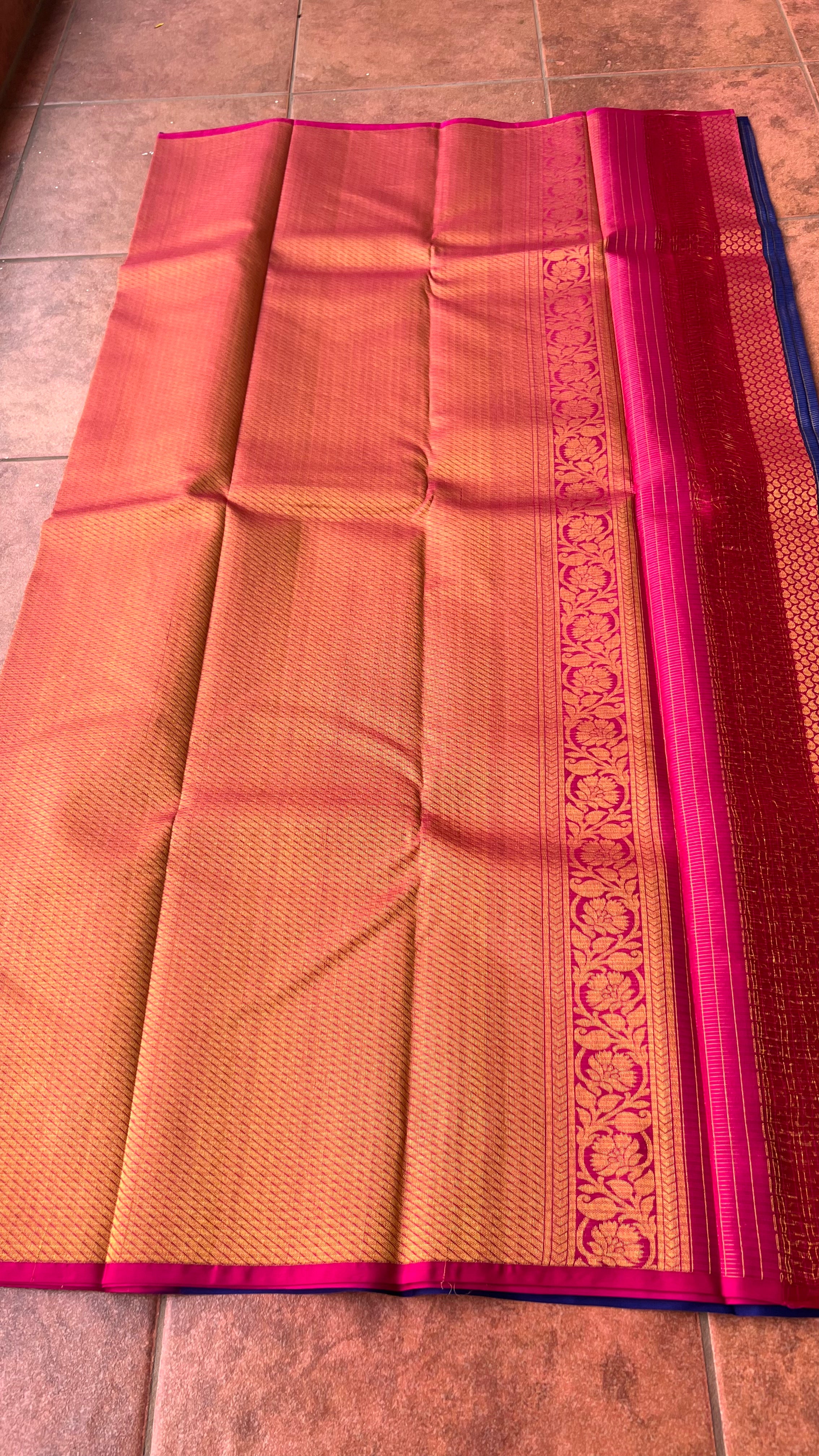 Blue checked kanjivaram silk saree with blouse - Threads