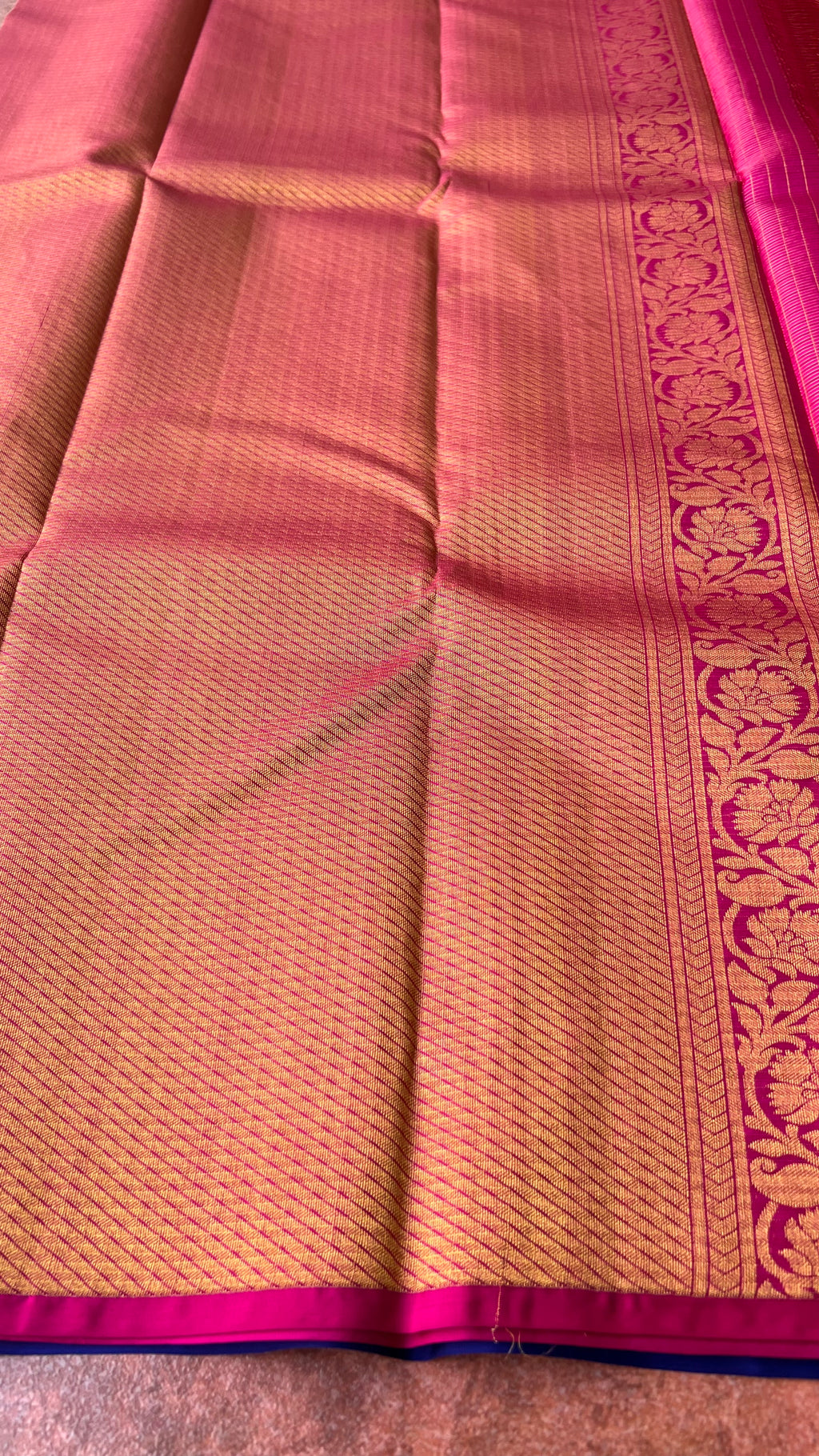 Blue checked kanjivaram silk saree with blouse - Threads