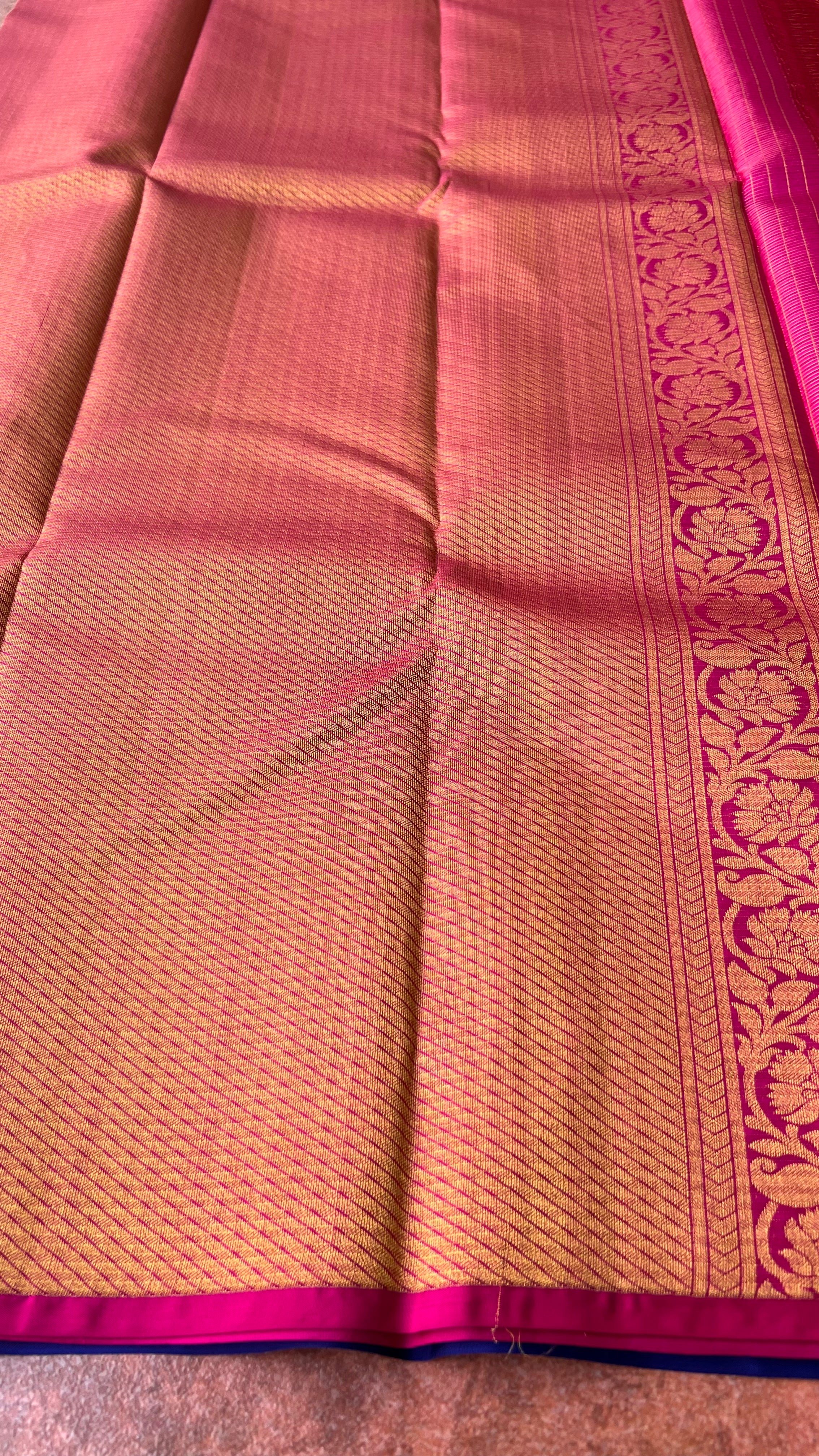 Blue checked kanjivaram silk saree with blouse - Threads