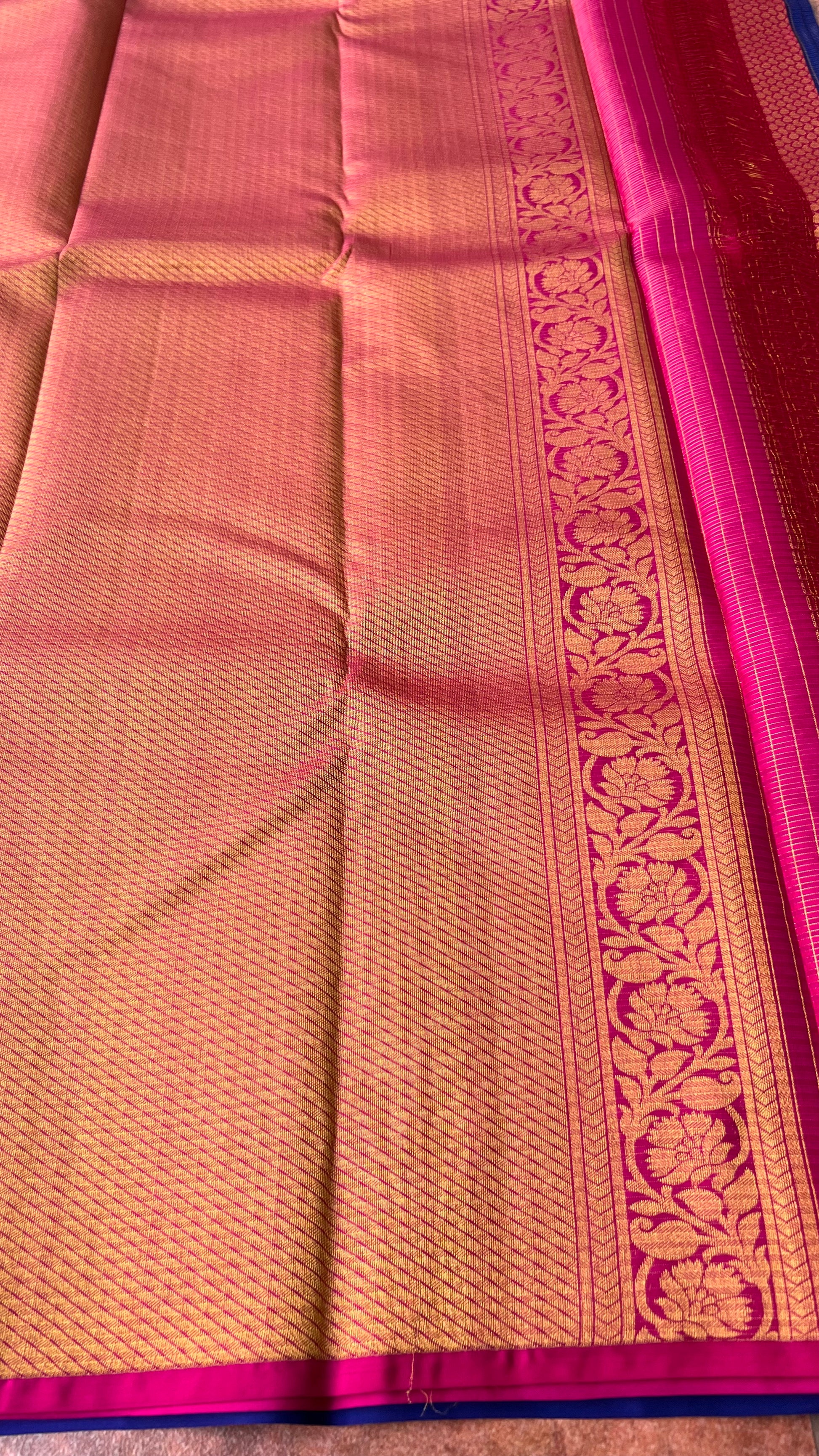 Blue checked kanjivaram silk saree with blouse - Threads