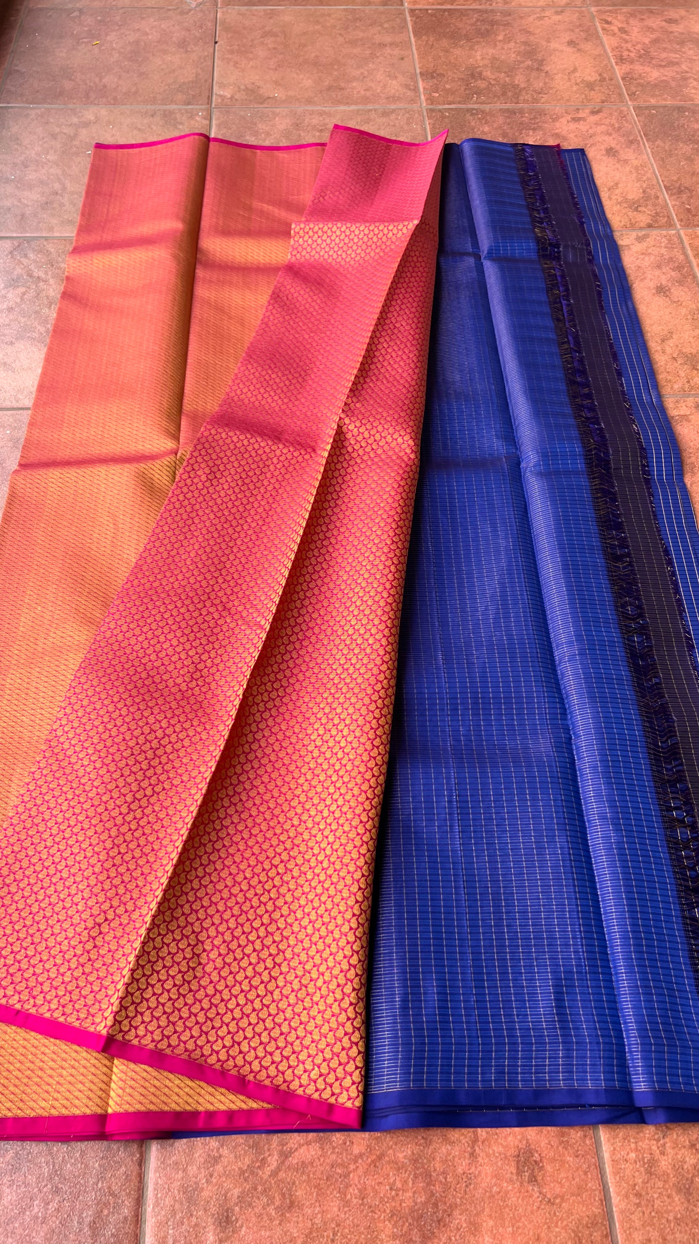 Blue checked kanjivaram silk saree with blouse - Threads
