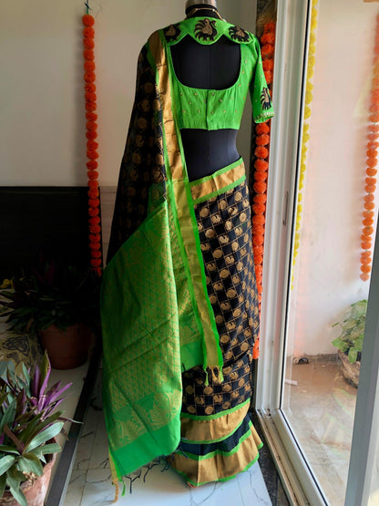 Green Vally - Threads