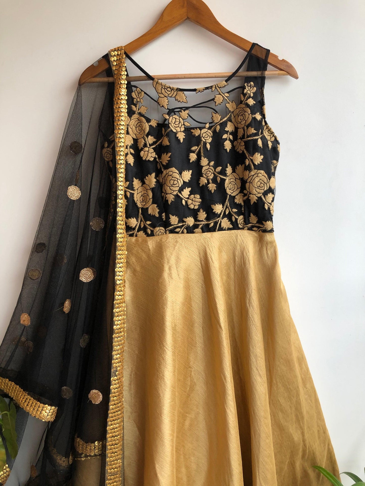 Beige Sea floral yoke salwar
