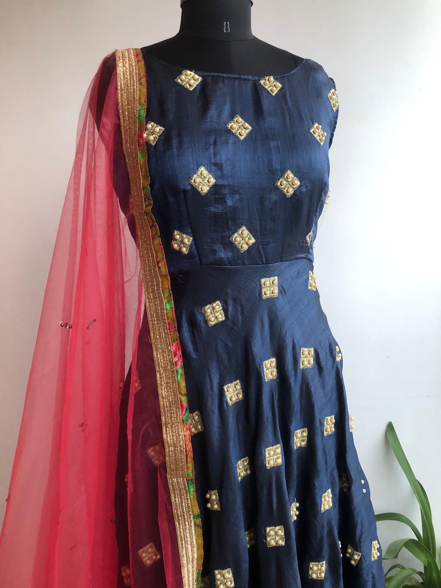 Bloom festive ready kurta set - Threads