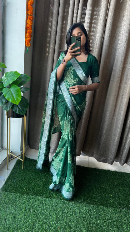 Green georgette saree with Banarasi borders - Threads
