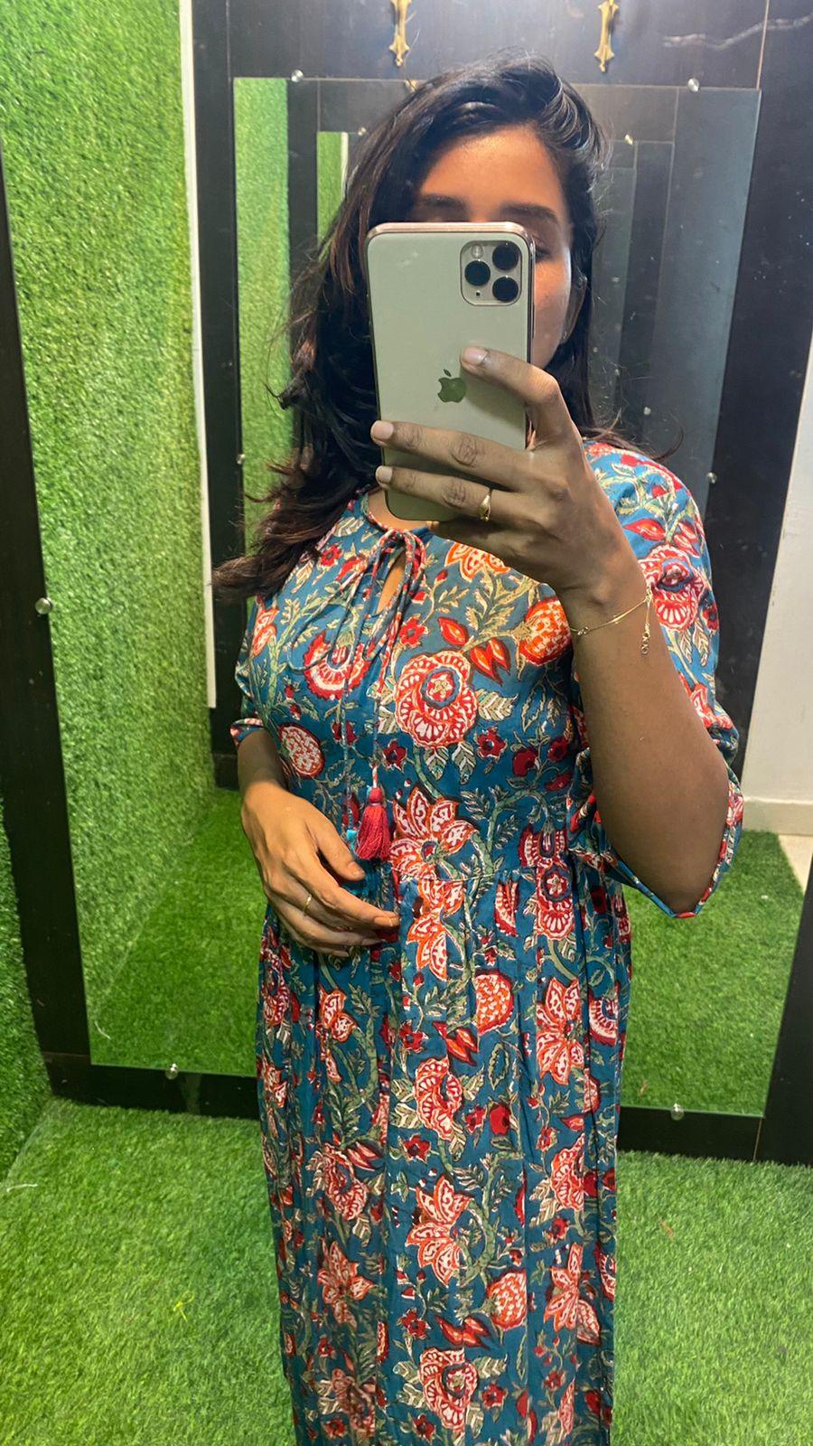 Blue and red Cotton printed kurti top - Threads