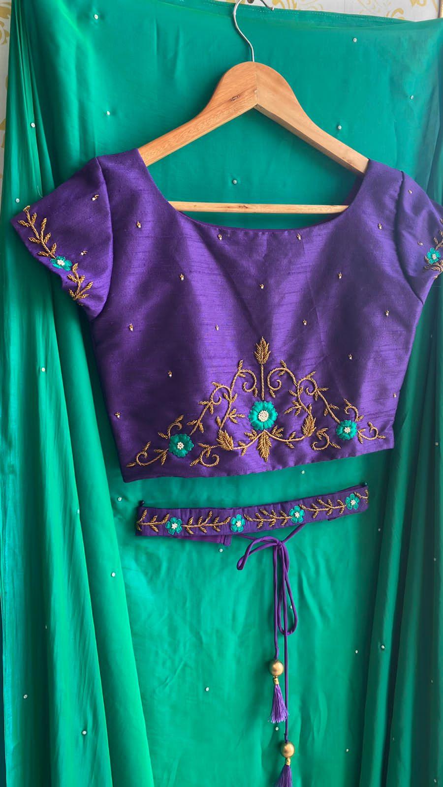 Exquisite Plum Purple Silk Saree with Persian Green Silk Blouse |SARV156611