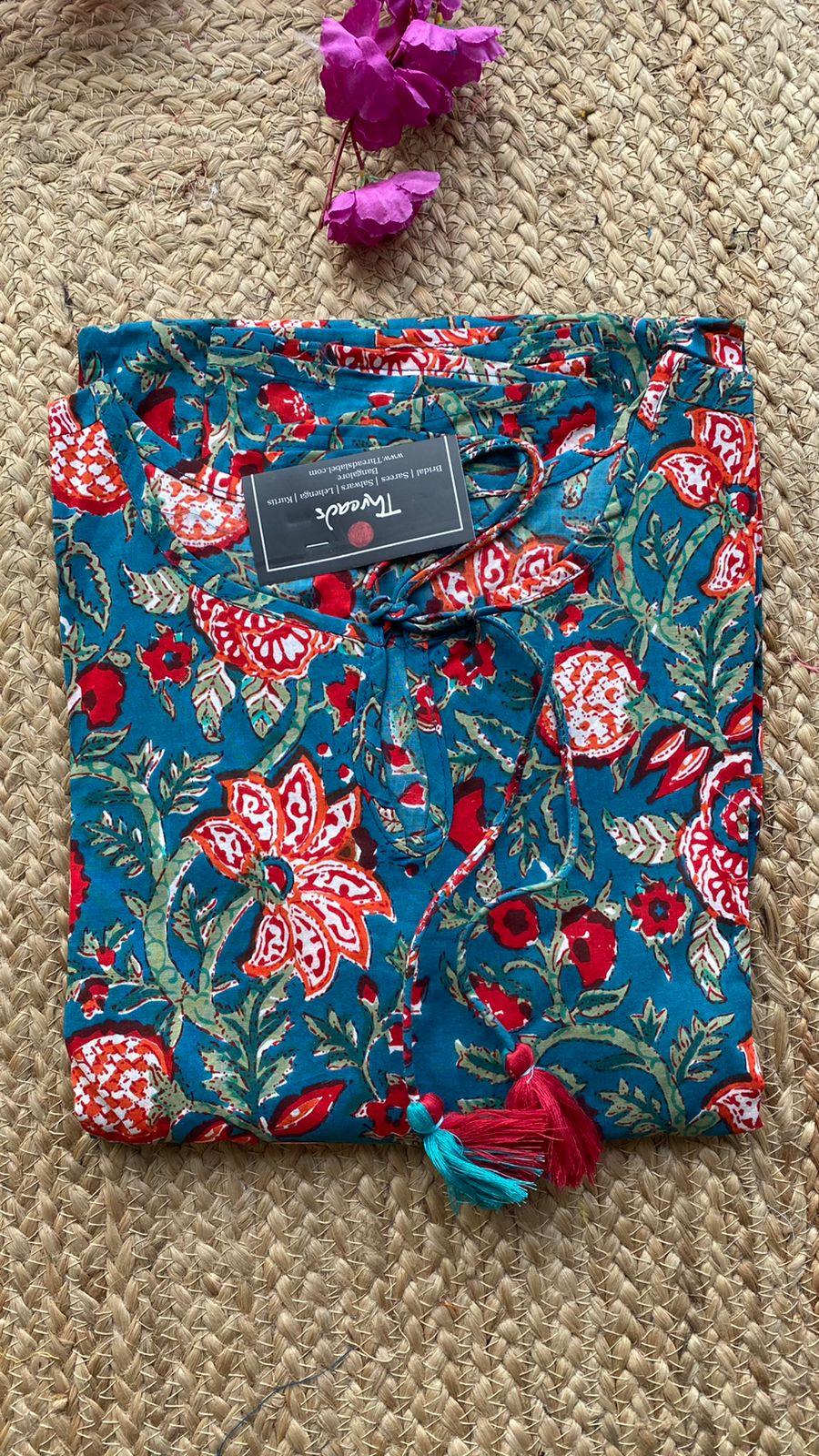 Blue and red Cotton printed kurti top - Threads