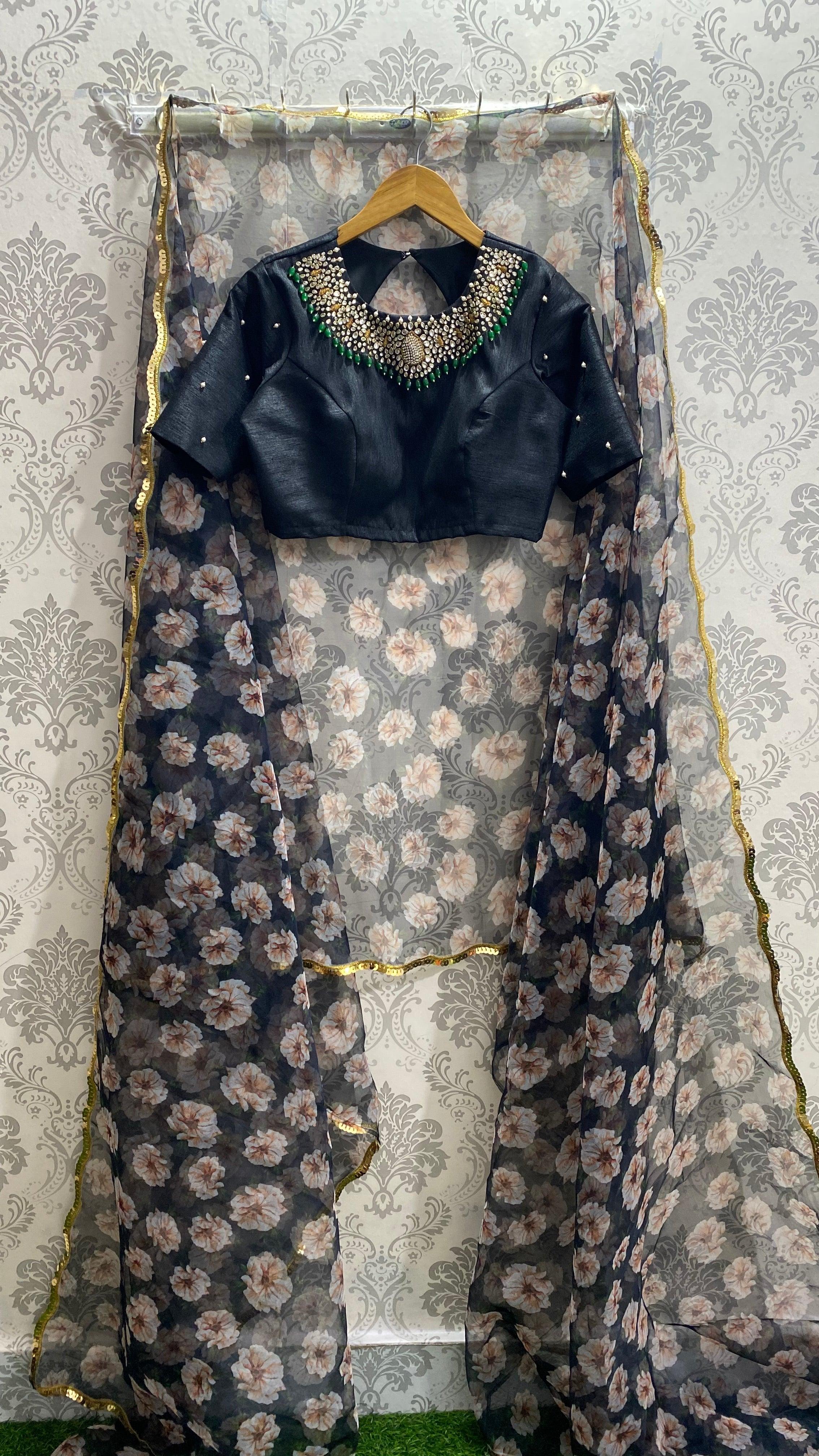 Threads New Black Silk Jewel Neck blouse Series - Threads